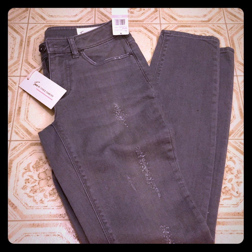 Two by Vince Camuto gray distressed skinny jeans